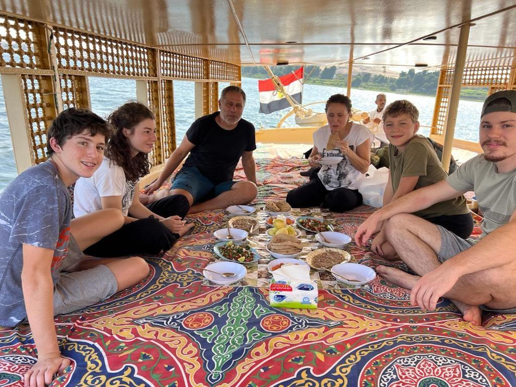 Nile Felucca Adventure Hotell Aswan Eksteriør bilde